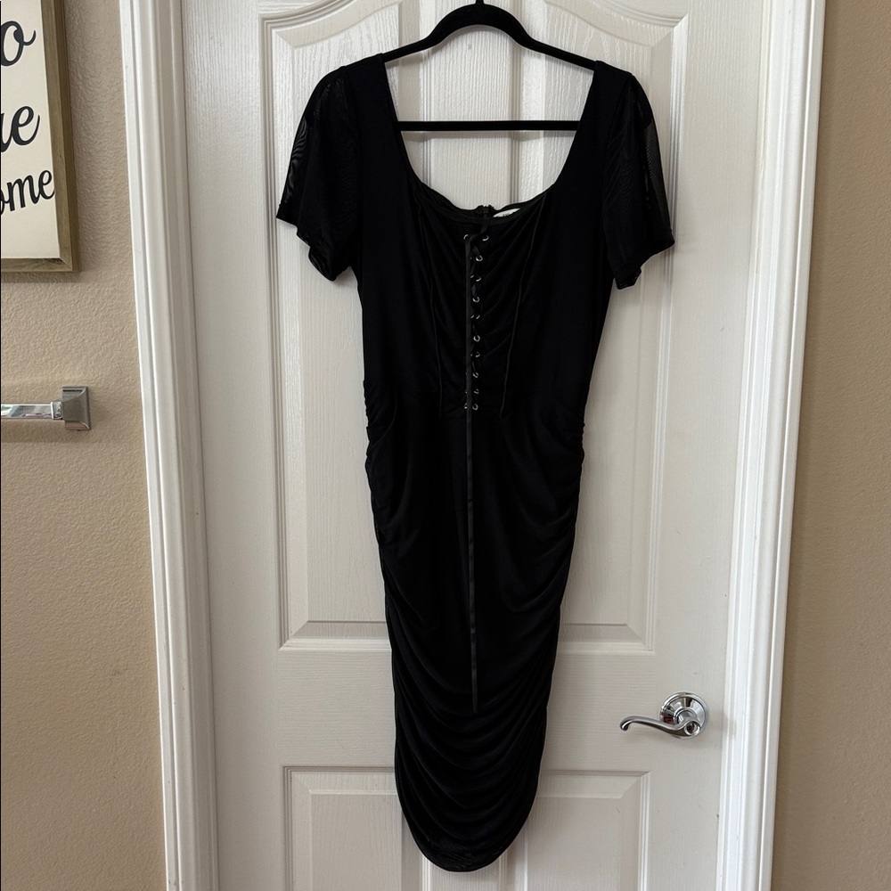 Chic Black Midi Dress with Ruched Detail